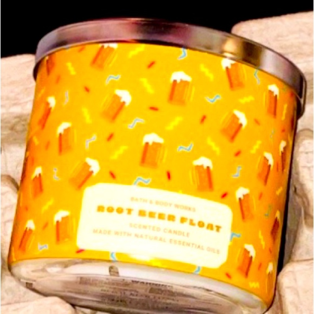 Bath & Body Works Root Beer Float Candle